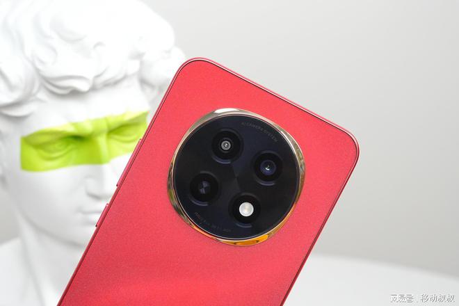 评测：1999元起2025年全满贯耐用神机千亿球友会网站OPPO A5 Pro开箱(图2)